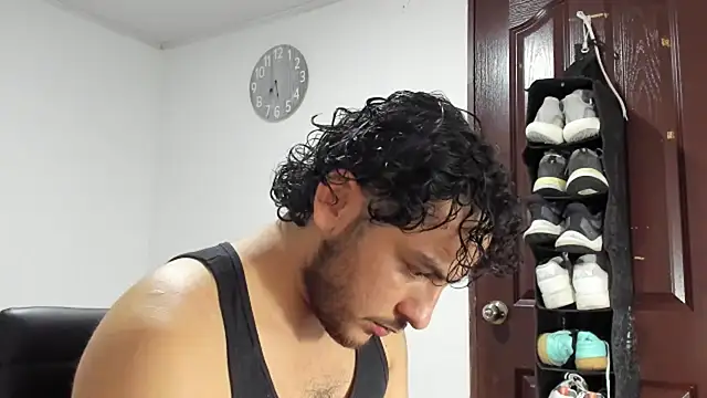 tuyo1995 online show from March 2025 12:27:01 AM