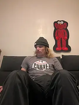 Snapshot of trippyski chatting on January 2025 06:40:01 AM trippyski online show from January 2025 06:40:01 AM