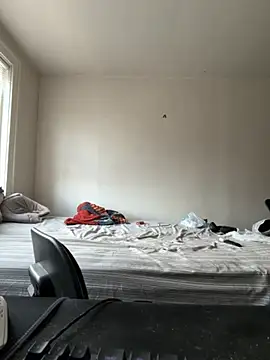 Snapshot of trippyski chatting on November 2025 06:57:02 PM trippyski online show from November 2025 06:57:02 PM