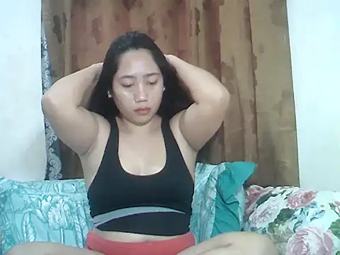 LOVENAYRA1 online show from May 2026 03:25:01 AM