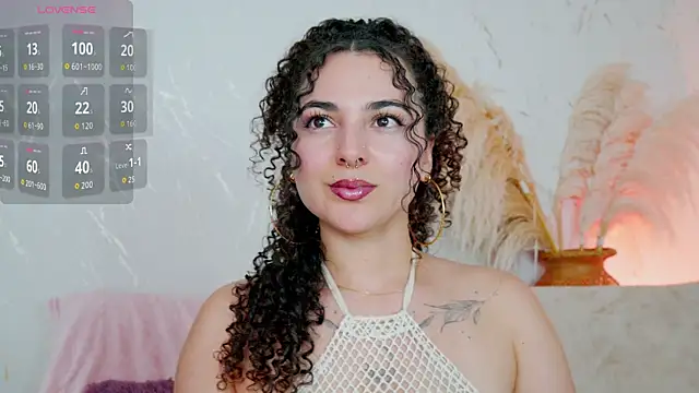 Snapshot of merida_bell18 chatting on June 2026 10:22:01 PM merida bell18 online show from June 2026 10:22:01 PM