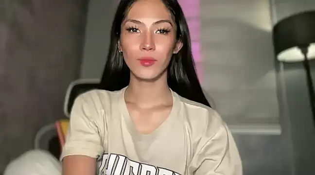 Bella Gordon online show from December 2024 04:56:02 AM