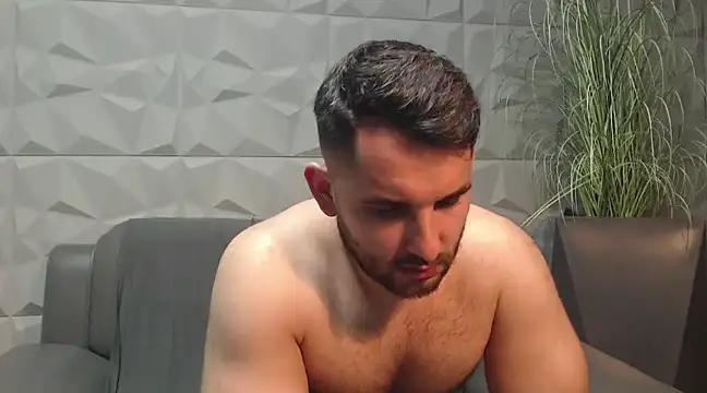 Antoniodiamond online show from January 2025 11:08:01 PM