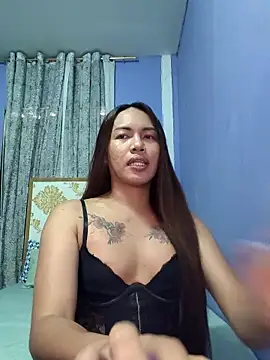 Snapshot of lady_kim_boner chatting on May 2026 06:43:02 AM lady kim boner online show from May 2026 06:43:02 AM