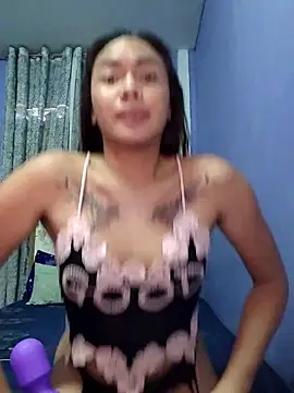 Snapshot of lady_kim_boner chatting on May 2026 03:47:01 AM lady kim boner online show from May 2026 03:47:01 AM