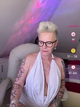 Snapshot of German_Milf chatting on May 2026 12:46:01 PM German Milf online show from May 2026 12:46:01 PM