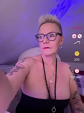 Snapshot of German_Milf chatting on June 2026 01:20:02 PM German Milf online show from June 2026 01:20:02 PM