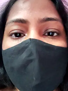 Shristiprakash0 online show from December 2025 05:07:02 PM