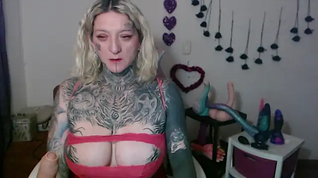 Snapshot of SLOPPYTITSS chatting on March 2026 11:06:01 AM SLOPPYTITSS online show from March 2026 11:06:01 AM