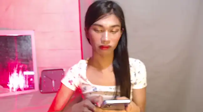 Snapshot of ToKeNa chatting on January 2025 04:05:01 AM ToKeNa online show from January 2025 04:05:01 AM