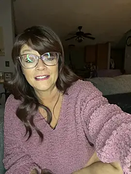 cowgirlc online show from February 2025 03:32:01 AM