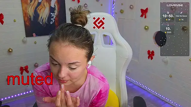 Misss Vikk online show from March 2026 05:20:02 PM