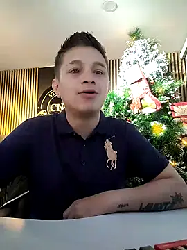 Snapshot of Tim_wolf chatting on December 2024 01:54:01 PM Tim wolf online show from December 2024 01:54:01 PM