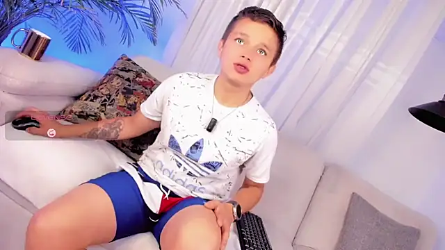 Snapshot of Tim_wolf chatting on February 2026 03:09:01 PM Tim wolf online show from February 2026 03:09:01 PM