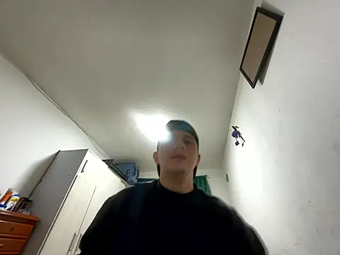 badboy0115 online show from May 2026 04:07:01 AM