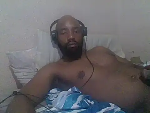 KAYBEEDEFREAK online show from February 2025 08:37:01 PM