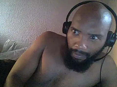 KAYBEEDEFREAK online show from February 2025 04:03:01 PM