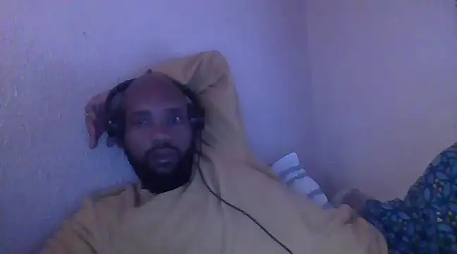 KAYBEEDEFREAK online show from February 2025 09:04:02 AM