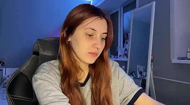 Uniarten online show from January 2025 05:41:01 PM