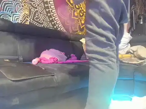 slankecrosdresser online show from December 2024 07:09:01 AM