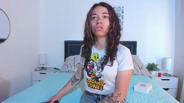 ZulyMichels online show from December 2025 12:44:02 PM