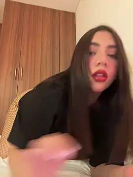 Snapshot of marcimaa chatting on December 2024 11:26:02 PM marcimaa online show from December 2024 11:26:02 PM