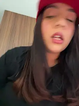 Snapshot of marcimaa chatting on January 2025 06:43:01 PM marcimaa online show from January 2025 06:43:01 PM