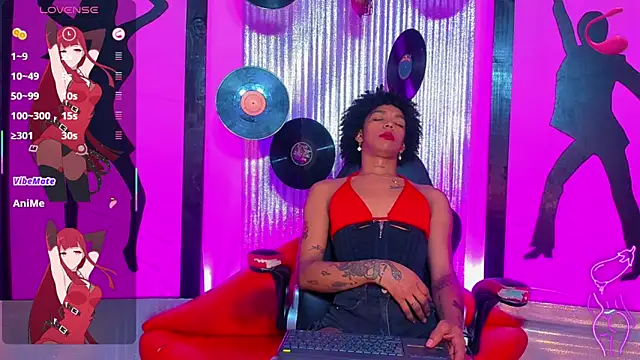 nickyminach  online show from April 2026 07:58:02 PM