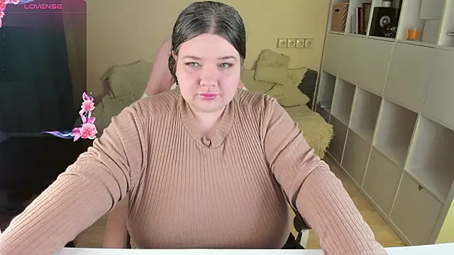 PlumPie online show from February 2026 10:41:02 PM