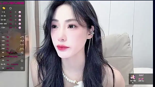 uuxiaocai online show from April 2026 12:16:02 PM