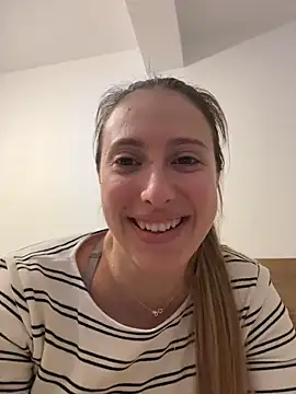 Snapshot of Eva_Ryen chatting on March 2026 03:08:01 PM Eva Ryen online show from March 2026 03:08:01 PM