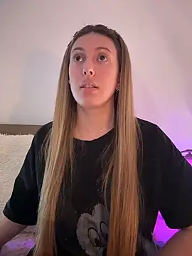 Snapshot of Eva_Ryen chatting on March 2026 04:24:02 PM Eva Ryen online show from March 2026 04:24:02 PM