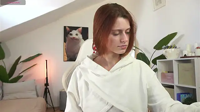 Snapshot of doll_lesli chatting on February 2026 12:49:01 PM doll lesli online show from February 2026 12:49:01 PM