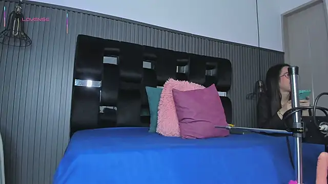 Snapshot of levana1 chatting on October 2025 02:00:01 AM levana1 online show from October 2025 02:00:01 AM