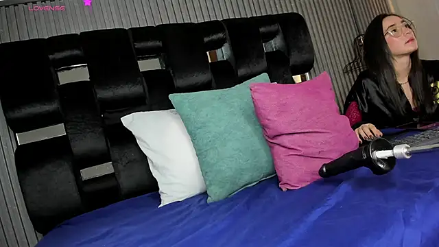 Snapshot of levana1 chatting on November 2025 09:36:02 PM levana1 online show from November 2025 09:36:02 PM