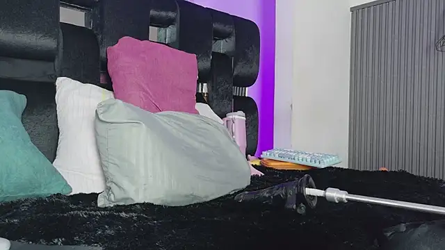 Snapshot of levana1 chatting on February 2026 02:16:02 PM levana1 online show from February 2026 02:16:02 PM