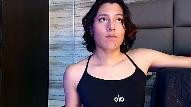 oliver  brown online show from January 2026 12:01:02 AM