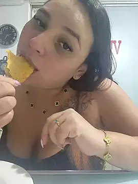 LizzRouse online show from October 2025 12:15:01 PM