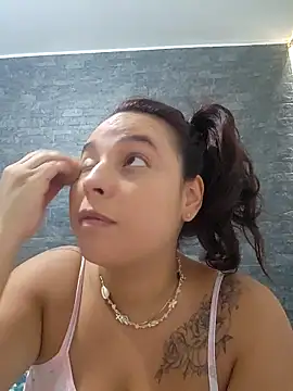 LizzRouse online show from December 2025 01:39:02 PM