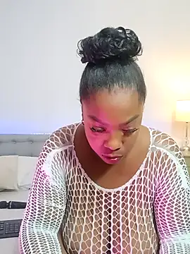 laqquishax online show from April 2026 03:42:02 AM