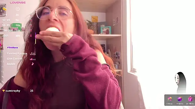 Snapshot of linda_giggle chatting on July 2026 04:34:02 PM linda giggle online show from July 2026 04:34:02 PM