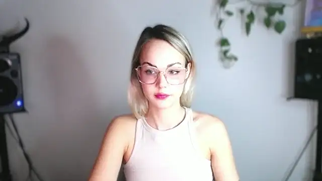 LexiexPlay online show from February 2025 09:52:02 PM