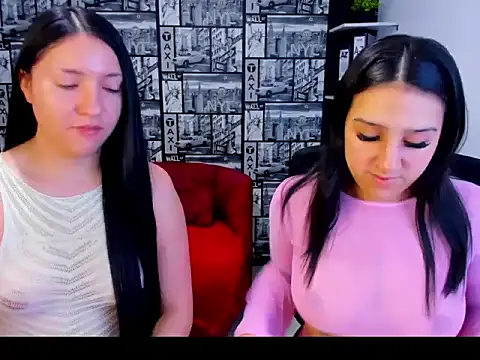 Snapshot of Isa_And_Natasha chatting on February 2026 12:12:01 PM Isa And Natasha online show from February 2026 12:12:01 PM