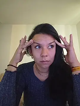 Amber  Davis online show from April 2026 12:52:02 PM