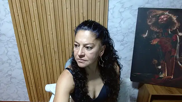 Snapshot of Anitta_muscle chatting on July 2026 11:28:01 PM Anitta muscle online show from July 2026 11:28:01 PM