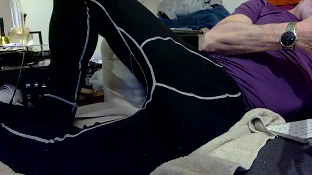 mike30nbg online show from April 2026 07:22:02 PM