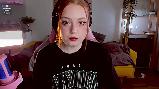 Sofy Benson online show from September 2025 11:14:01 AM