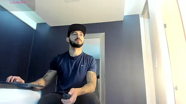 Snapshot of MarkWalker__ chatting on March 2026 09:37:01 AM MarkWalker online show from March 2026 09:37:01 AM