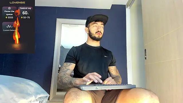 Snapshot of MarkWalker__ chatting on March 2026 09:26:02 AM MarkWalker online show from March 2026 09:26:02 AM