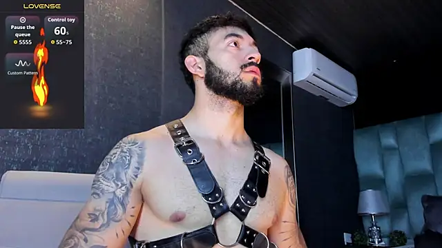 Snapshot of MarkWalker__ chatting on April 2026 09:54:02 AM MarkWalker online show from April 2026 09:54:02 AM